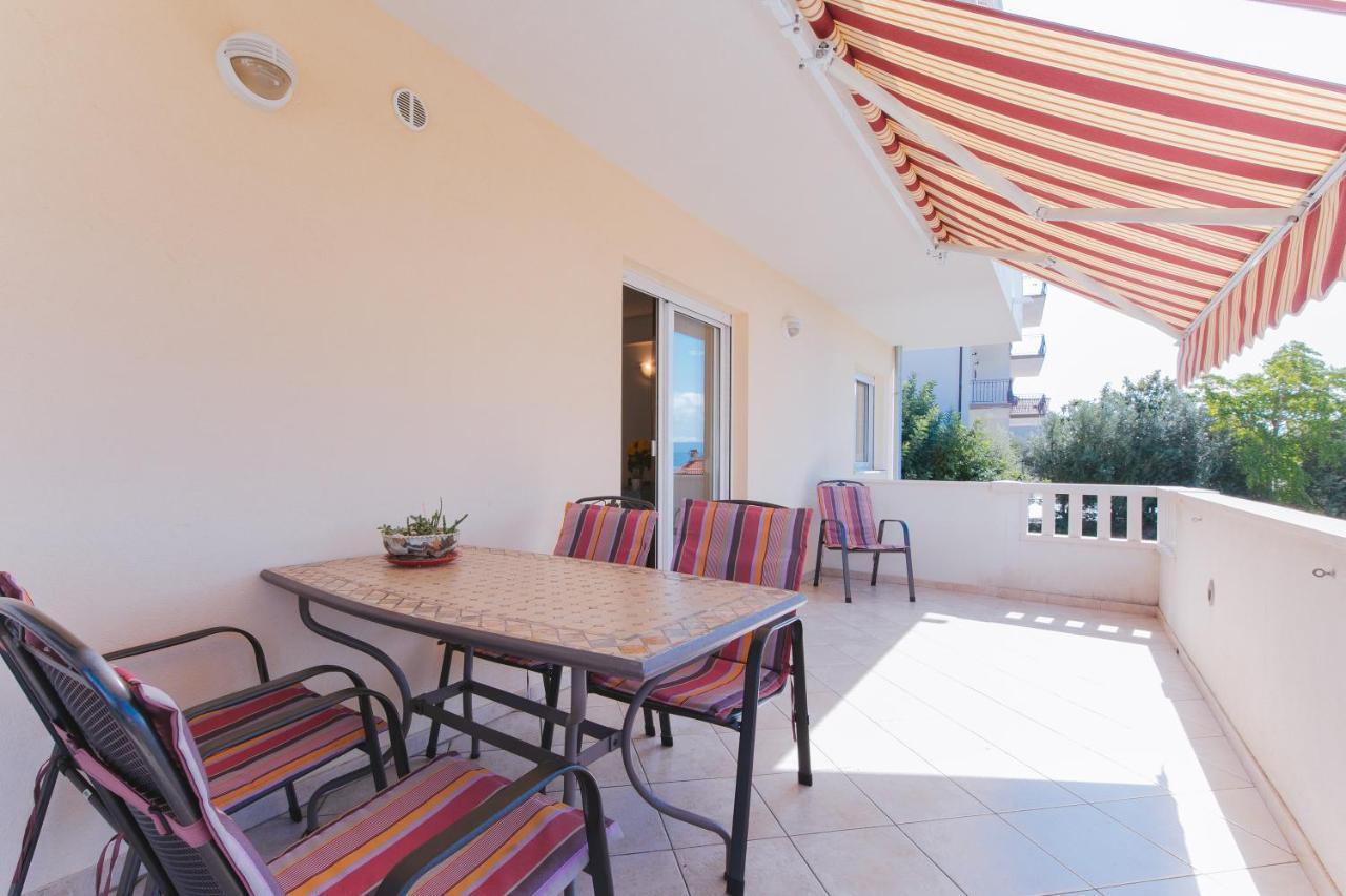 Apartmani Villa Marija Omiš Eksteriør billede