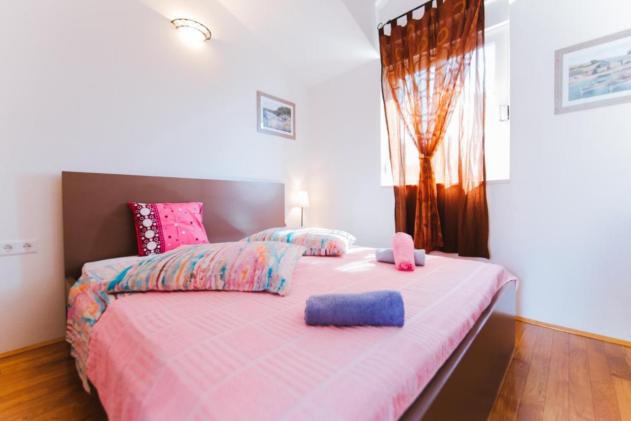 Apartmani Villa Marija Omiš Eksteriør billede