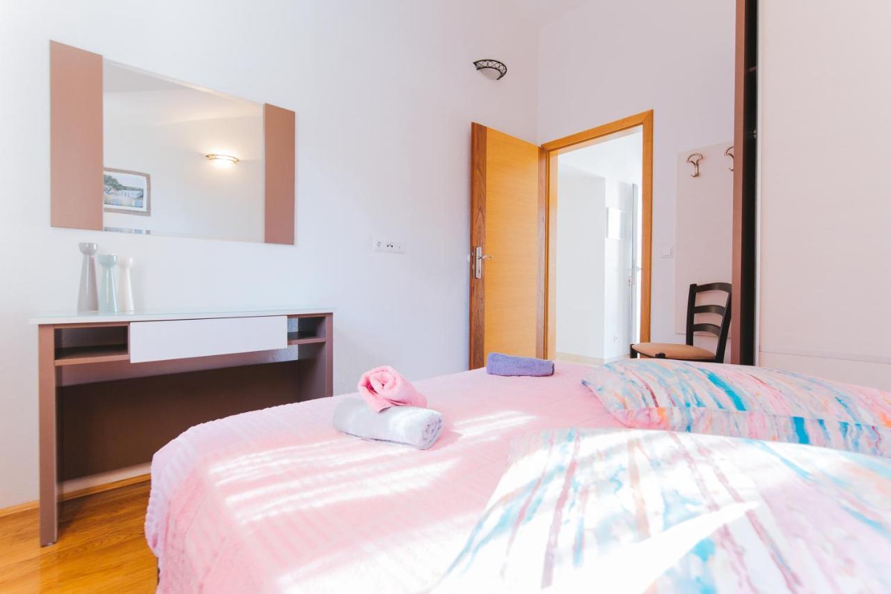 Apartmani Villa Marija Omiš Eksteriør billede
