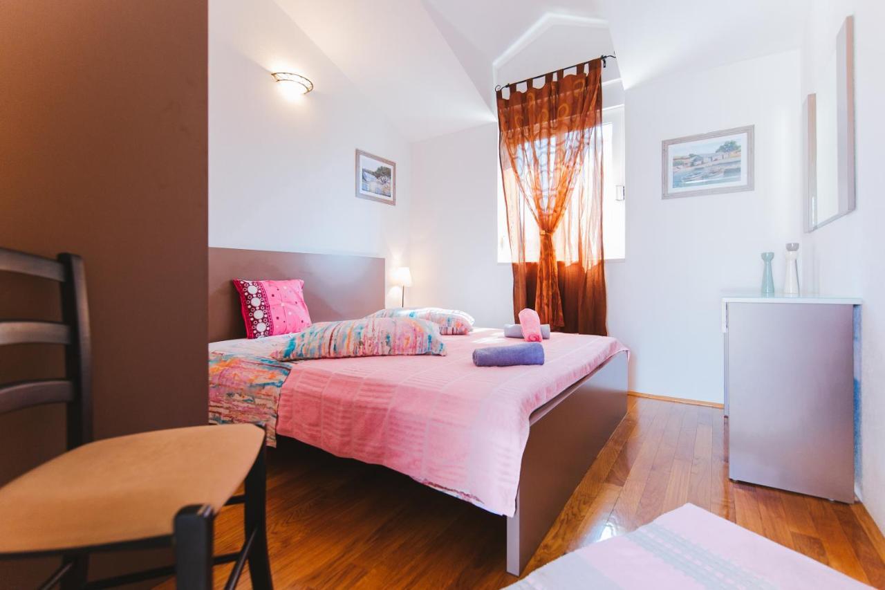 Apartmani Villa Marija Omiš Eksteriør billede